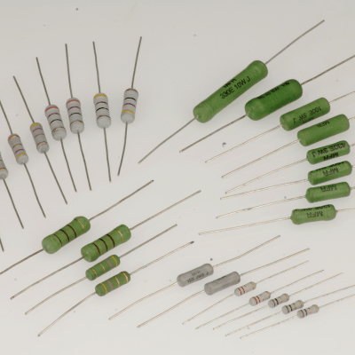 24 Silicon Coated Axial Wire Wound Resistors